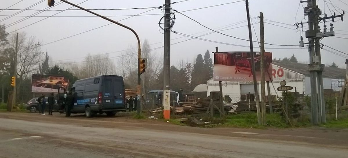 Adelanto: la Policía Federal allanó en Matheu un aserradero ubicado en Ruta 25 y Alborada