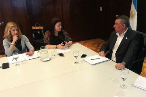 Rocío Fernández se reunió con el titular del Pami Sergio Cassinotti presentando un informe con los reclamos que surgen desde la institución a su cargo