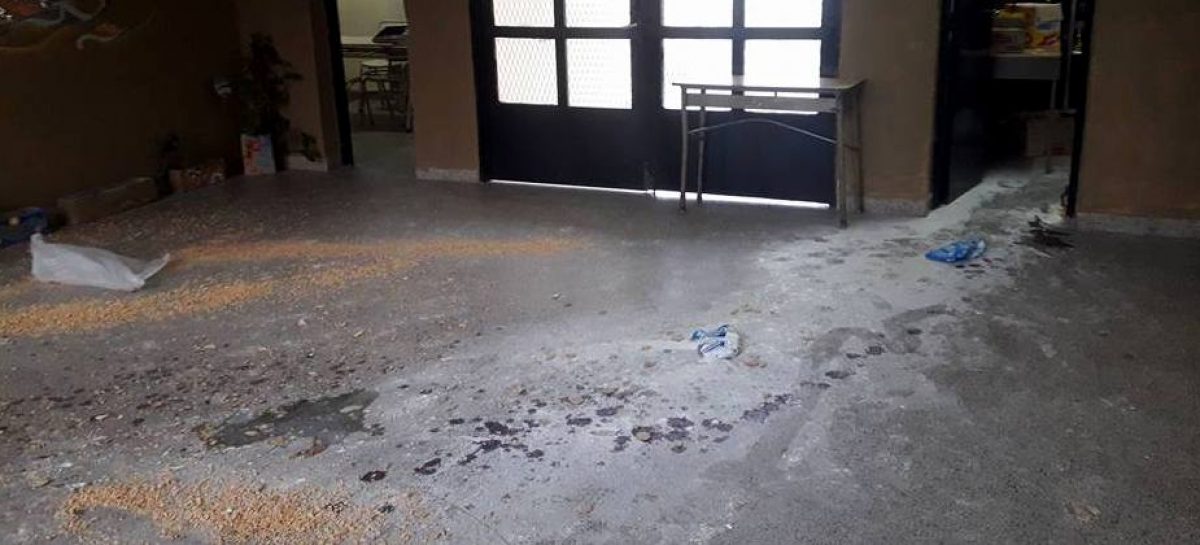 Indignación por dos actos de vandalismo en la Media 2 de Matheu: destrozos, pintura sobre escritorios y desparramo de papeles y comida