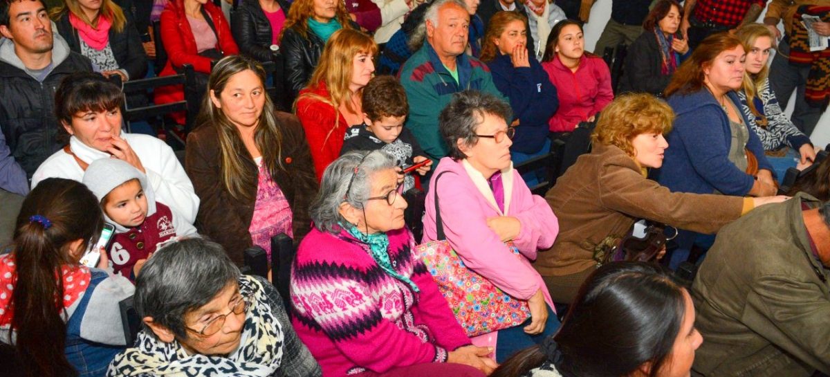 Más de 150 vecinos de Matheu mantuvieron una reunión de trabajo con el intendente Ariel Sujarchuk