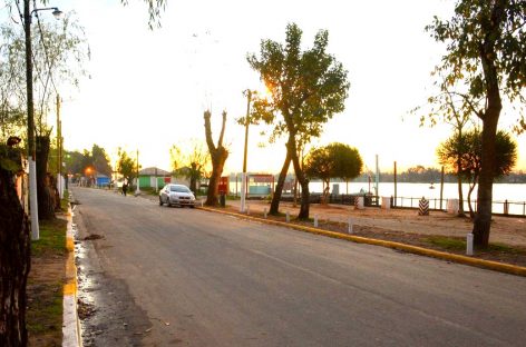 El municipio inauguró 2300 metros de asfalto y una nueva plaza en el paseo costero del Paraná de las Palmas