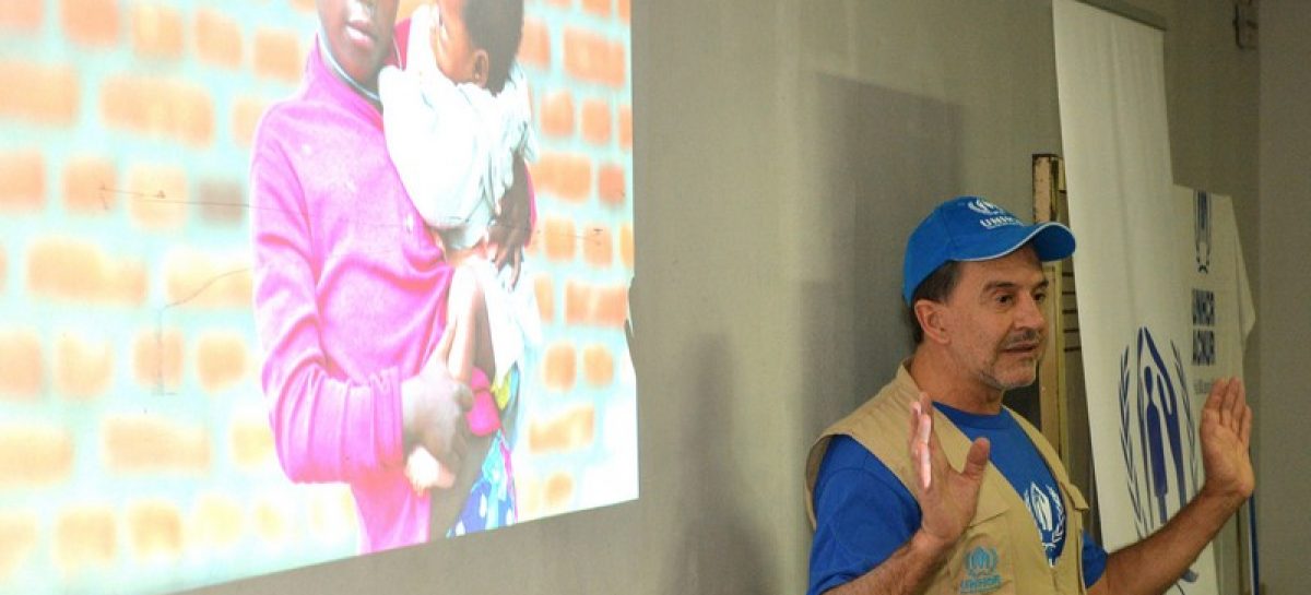 Osvaldo Laport brindó una charla de sensibilización sobre las crisis humanitarias en el mundo