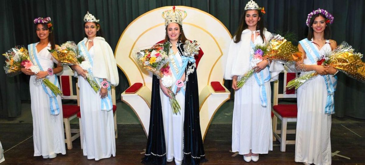 El intendente Ariel Sujarchuk participó del acto de coronación de Celeste García, la nueva Reina Nacional de la Flor