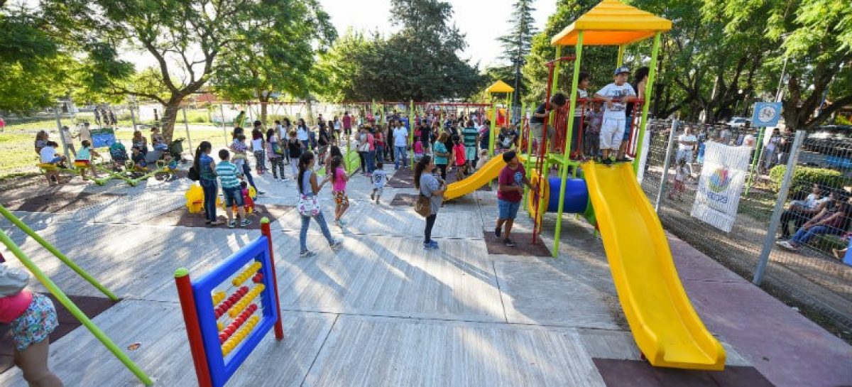 El intendente Ariel Sujarchuk inauguró la remodelada Plaza Matheu y realizó un importante anuncio en materia de salud