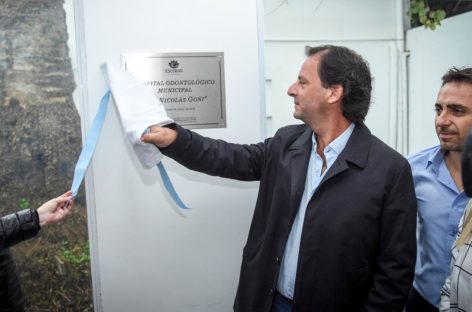 Ariel Sujarchuk recorrió el nuevo centro odontológico en Belén de Escobar