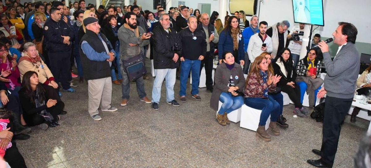 El intendente Ariel Sujarchuk celebró el 125º aniversario de Garín con vecinos y anunció la construcción de un Centro Cívico y de un microestadio en esa localidad