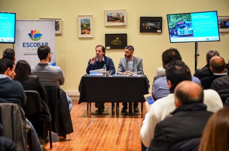 Ariel Sujarchuk lanzó la licitación que mejorará las unidades, las frecuencias y la seguridad del transporte público del partido de Escobar