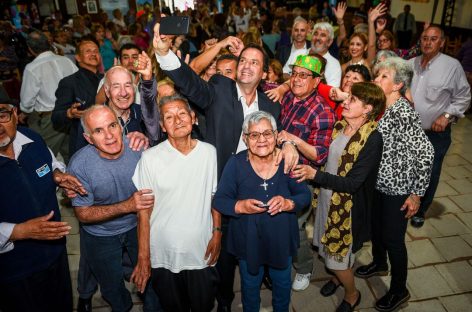 Día del Jubilado: Ariel Sujarchuk participó de los festejos junto a 400 adultos mayores de Escobar