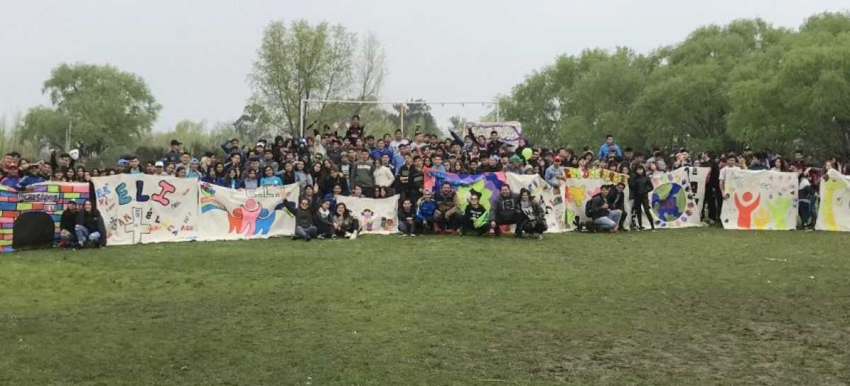 En el Paraná de las Palmas, más de 450 jóvenes de la Escuela de Liderazgo participaron del campamento anual