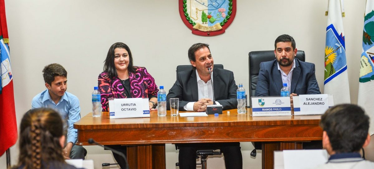 En el Concejo Deliberante, Ariel Sujarchuk participó del lanzamiento del programa “Eligiendo al Defensor del Pueblo Infantil”