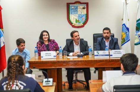 En el Concejo Deliberante, Ariel Sujarchuk participó del lanzamiento del programa “Eligiendo al Defensor del Pueblo Infantil”