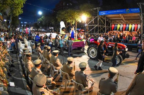 Miles de personas vibraron en la 55ª Fiesta Nacional de la Flor con la elección de la Reina, la visita de Susana Giménez, el desfile de carrozas y múltiples atractivos