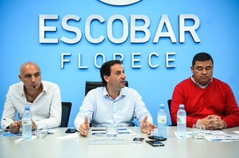 Ariel Sujarchuk anunció la reconversión de 8257 luminarias en el partido de Escobar