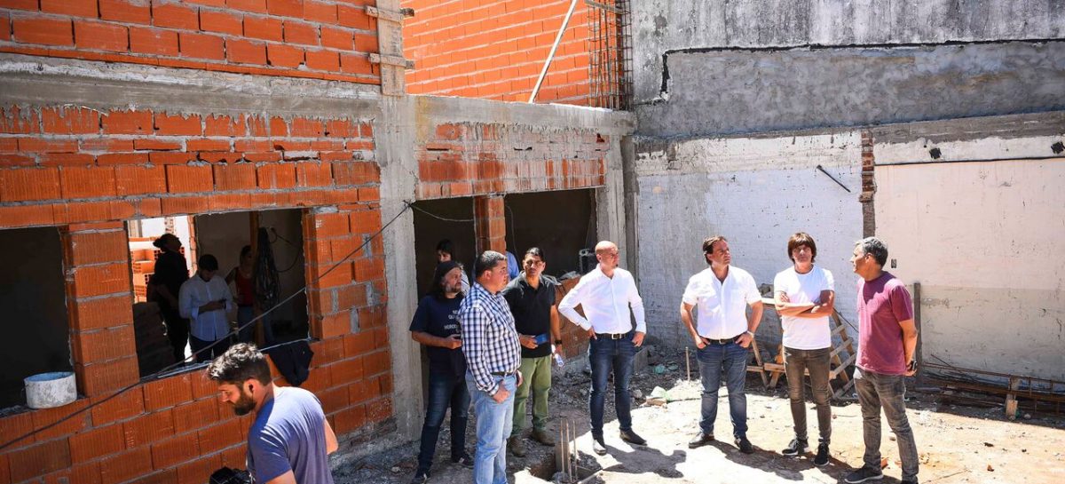 El intendente supervisó las obras del nuevo Centro Cívico de Garín y de la futura Oficina de Licencias de Conducir de Belén de Escobar