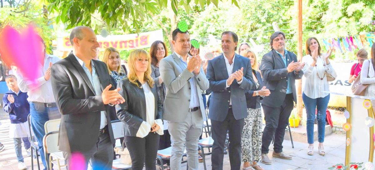 El intendente inauguró el ciclo lectivo del nivel medio en la remodelada escuela Nº 9 de Matheu