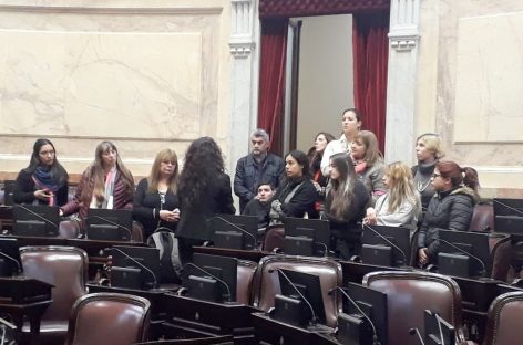 Alumnos del curso de Taquigrafía Parlamentaria dictado por personal técnico del HCD de Escobar, visitaron las instalaciones del Congreso Nacional