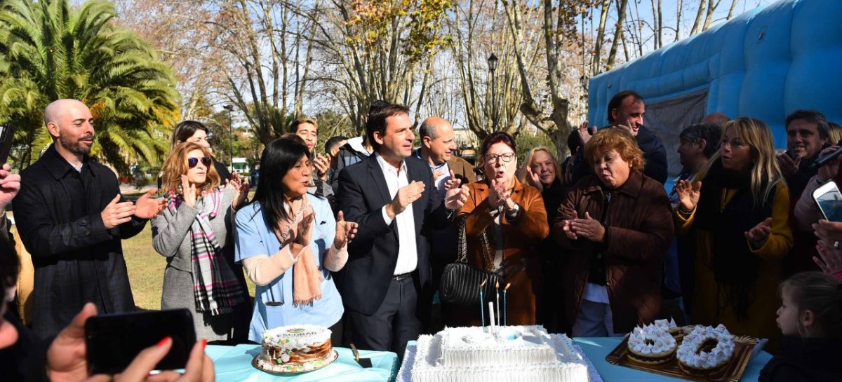 En Ingeniero Maschwitz, Ariel Sujarchuk festejó junto a vecinos los 60 años del Centro de Salud Argentino Torres