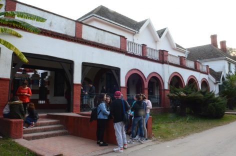PES: casi 900 estudiantes de la región se inscribieron en el programa UBA XXI en Escobar