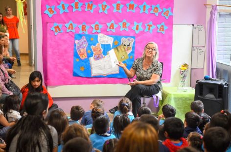 El jardín municipal “El Cedro” de Ingeniero Maschwitz recibió la visita de la escritora de literatura infantil Margarita Mainé