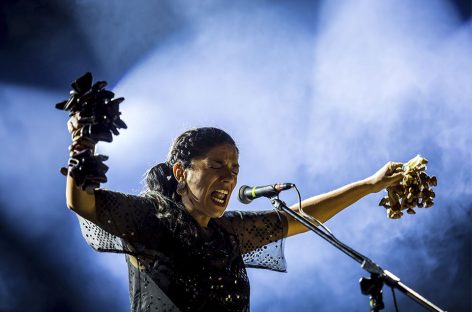 El Ciclo Identidad ofrece un concierto de Mariana Baraj a beneficio de Escobar Hambre Cero