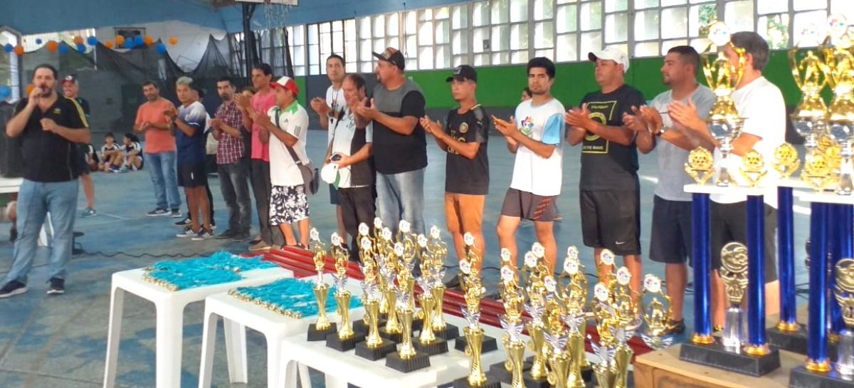 Más de 850 chicos, chicas, jóvenes y adultas participaron de la sexta edición de la Liga Comunitaria de Fútbol organizada por la Municipalidad