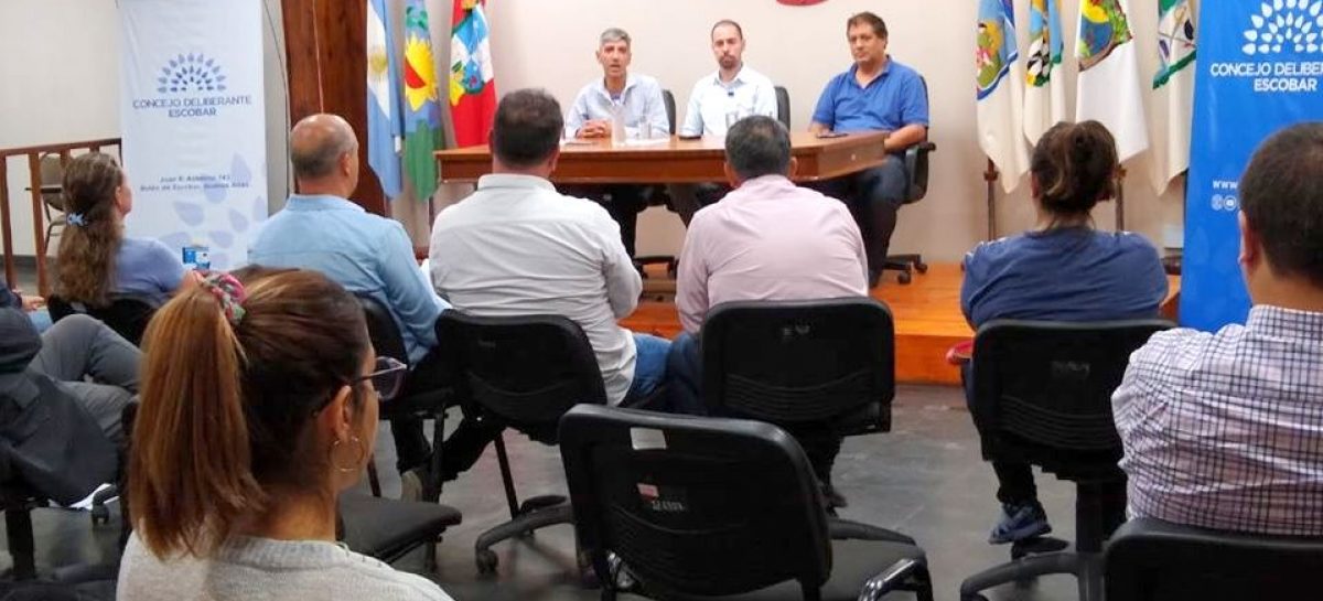 Charla informativa destinada a concejales y empleados del Concejo Deliberante de Escobar