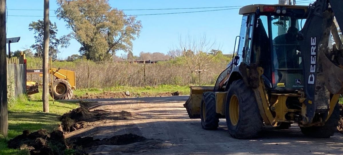 El municipio retoma obras de pavimentación en distintas localidades del distrito