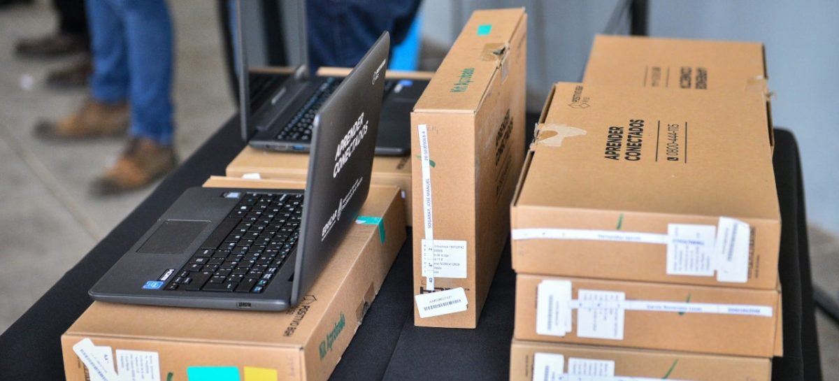 La Municipalidad de Escobar entregó más de 700 netbooks del Plan de Conectividad Federal “Juana Manso”