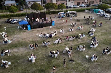 Al aire libre, comienzan los shows del Teatro Seminari Cine Italia y espectáculos culturales gratuitos en Escobar