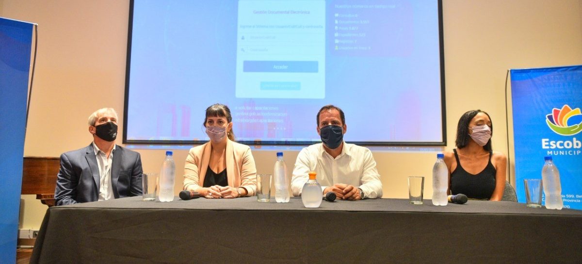 Escobar adhirió al sistema digital de Gestión Documental Electrónica para avanzar en la modernización del Estado Municipal y en la transparencia de gobierno