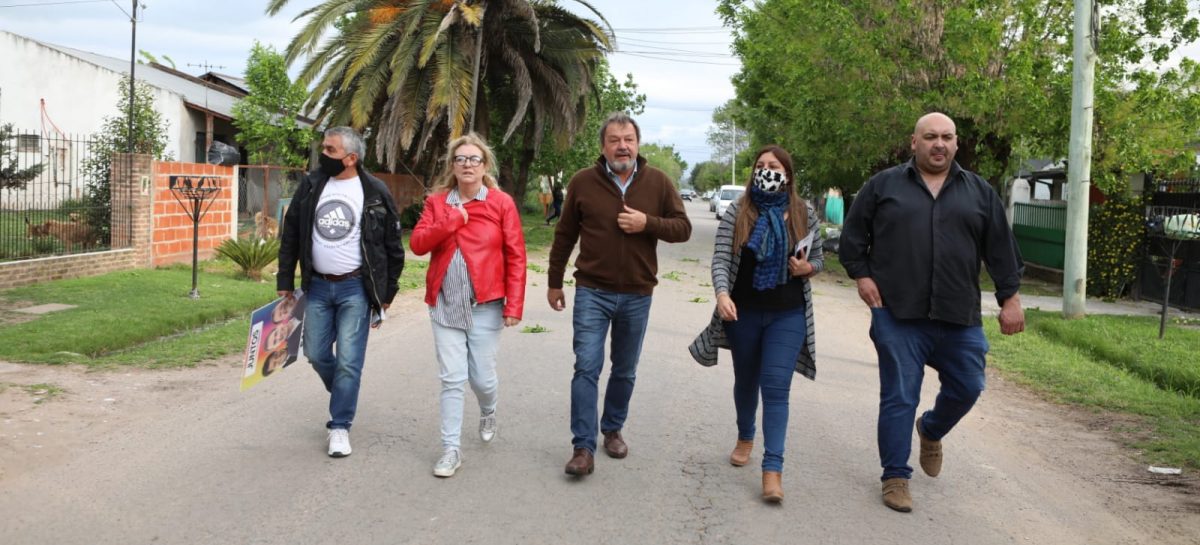 los candidatos y referentes de JUNTOS continúan con las caravanas por los barrios de Escobar