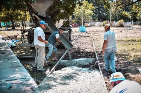 Avanzan las obras de pavimentación y puesta en valor del espacio público en Belén de Escobar y Garín