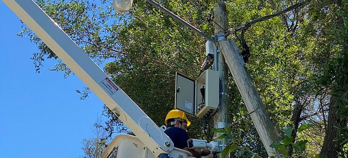 Amplían el tendido de fibra óptica en Loma Verde y continúa la instalación de cámaras de seguridad