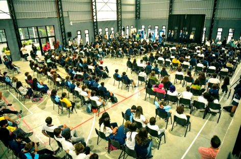 Colegio Cereijo: Beto Ramil encabezó el acto de inicio del ciclo lectivo junto a más de 380 estudiantes