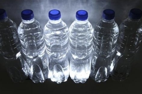 Boliches bailables de Escobar deberán garantizar acceso libre al agua potable para todos los concurrentes