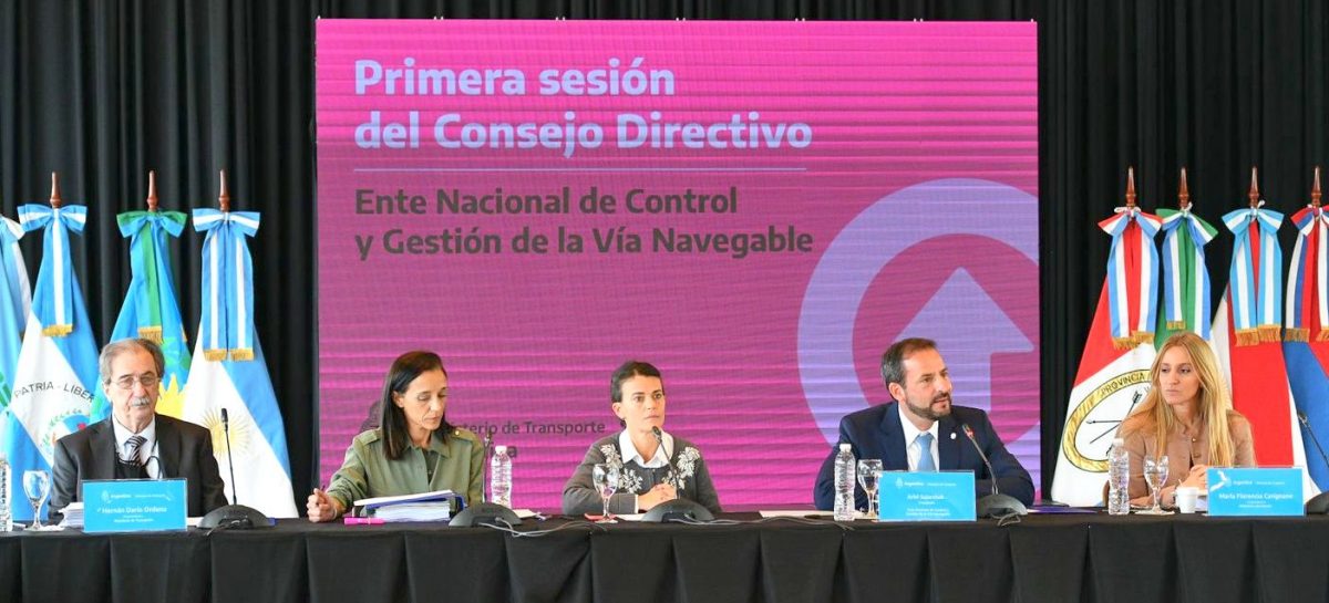 Alexis Guerrera puso en funciones al Ente Nacional de Control y Gestión de la Vía Navegable y Ariel Sujarchuk presidió la primera reunión de su Consejo Directivo