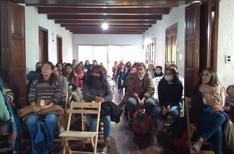Comenzó el curso de Operador Comunitario en Niñez, Adolescencia y Familia de la Municipalidad de Escobar