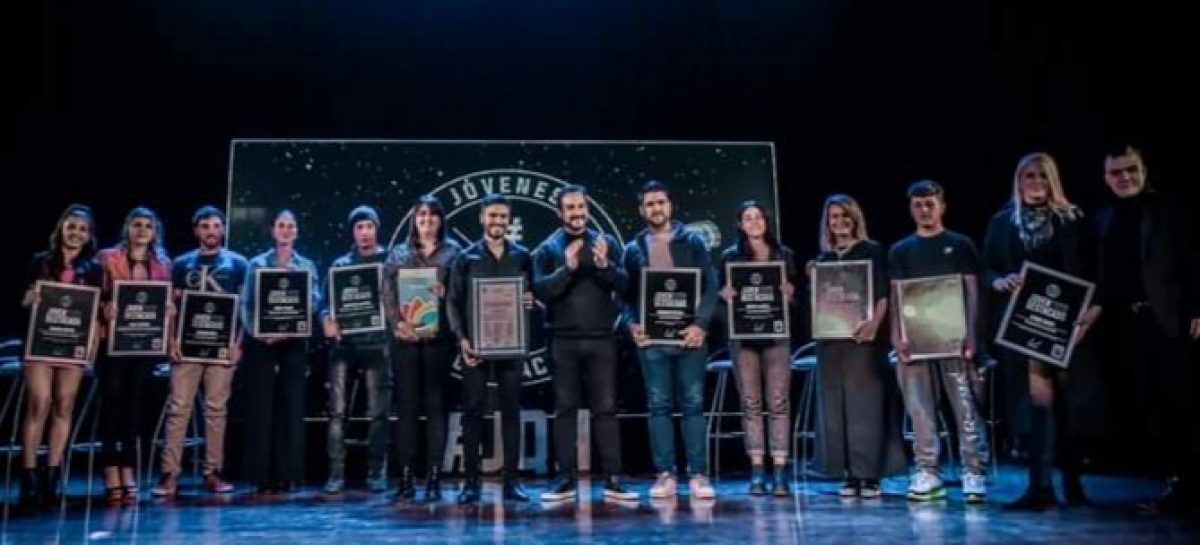 Se realizó la cuarta Gala de Jóvenes Destacados en el Teatro Seminari