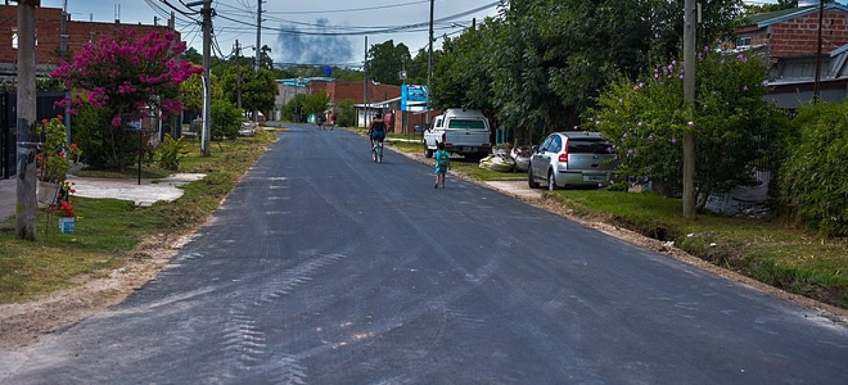 Obras de pavimento y redes de agua corriente en Belén de Escobar