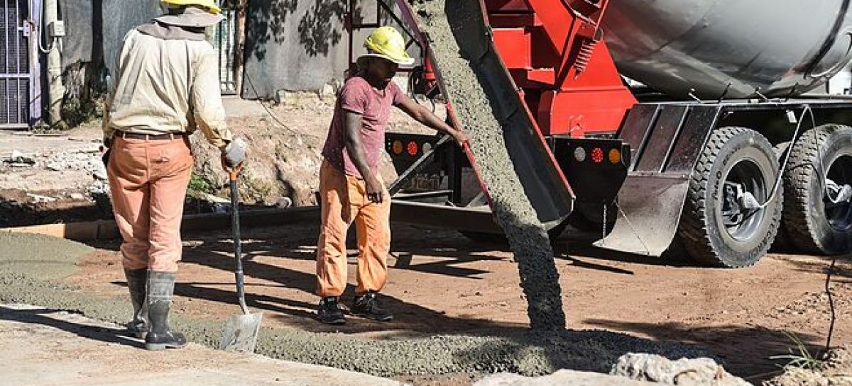 Garín: avanza el entubamiento del arroyo Bedoya y la construcción de la Plaza de las Niñeces