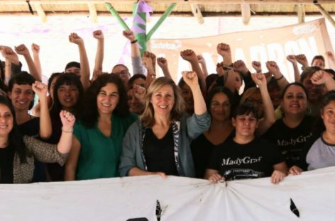 Myriam Bregman visitó Madygraf y se reunió con mujeres trabajadoras