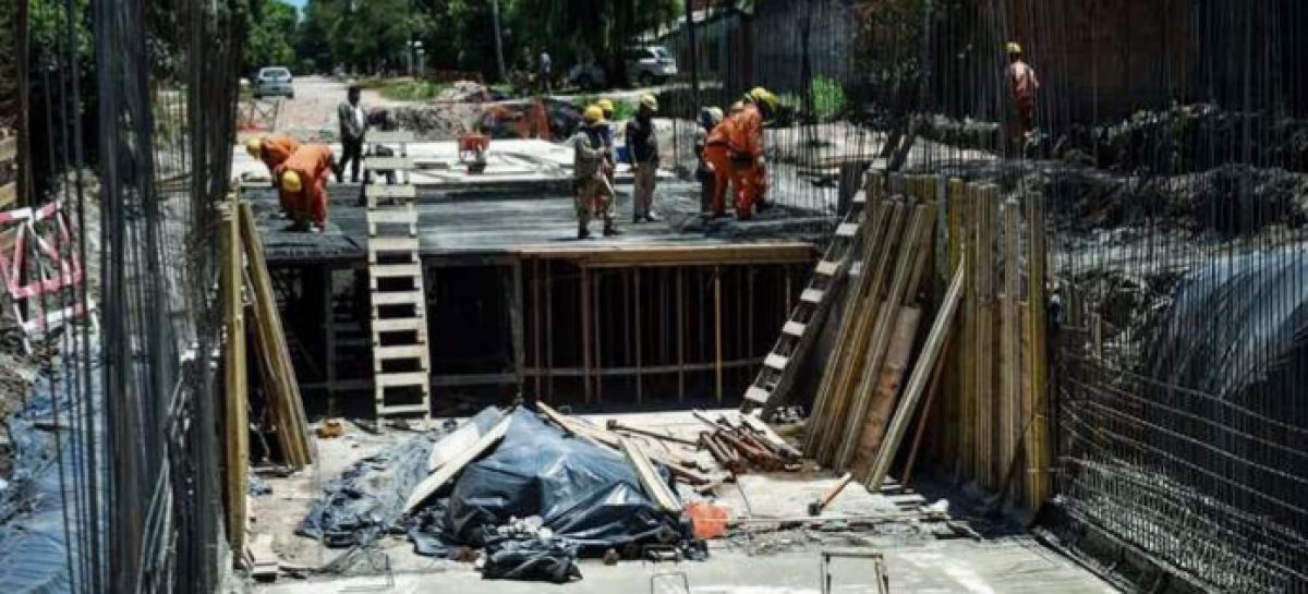 Garín: avanza la etapa final de la obra de saneamiento integral del Arroyo Bedoya
