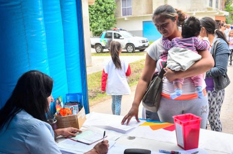 La Municipalidad continúa con los operativos sanitarios en los barrios del distrito