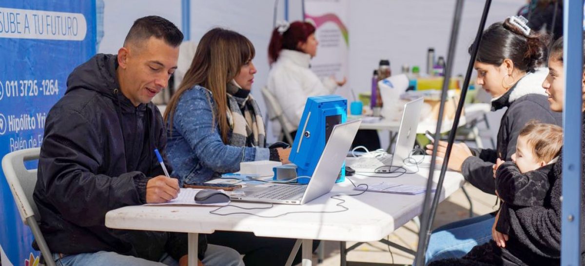 Vacunación, controles médicos y trámites: continúan los operativos territoriales de la Municipalidad