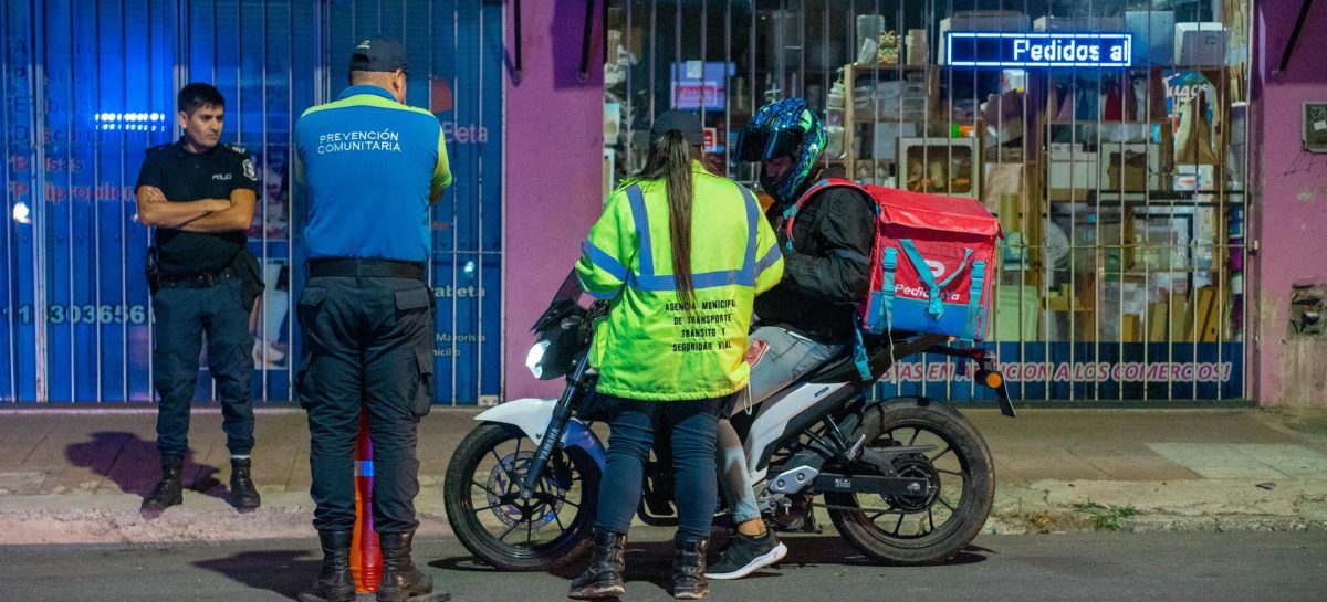 Escobar lanza una credencial para repartidores en moto que busca fortalecer la seguridad en el distrito
