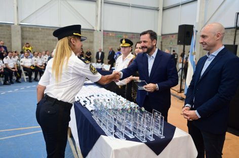 Emotivo acto por la celebración del Día de la Policía bonaerense