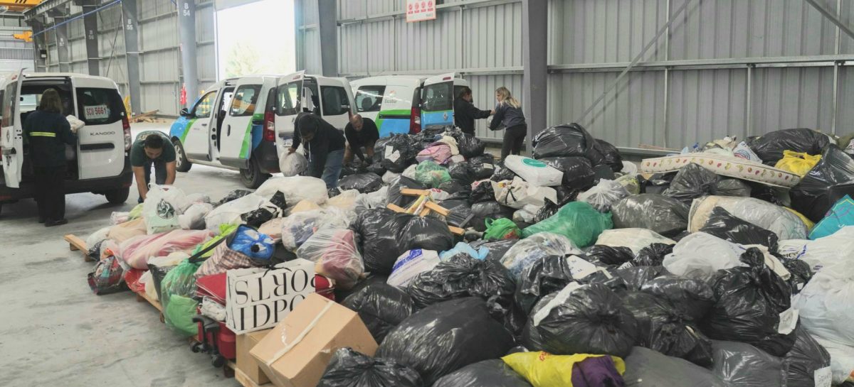 La campaña Todos por Bahía Blanca ya juntó dos toneladas de donaciones en los polideportivos de Escobar
